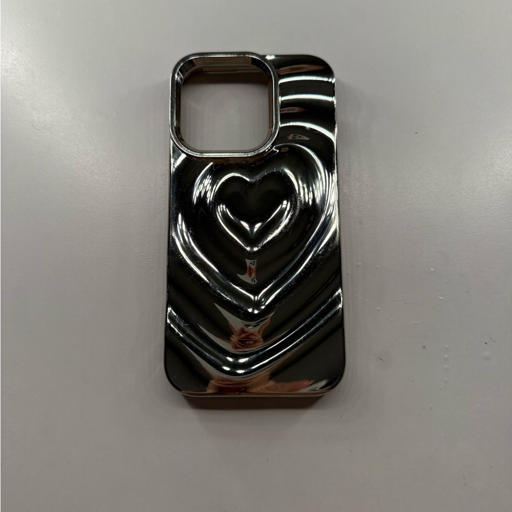 Solid Silver Reflective Heart Phone Case